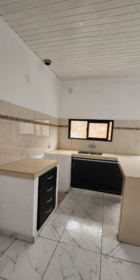 Casa en venta zona Avenida Zapiola y Avenida Centenario Posadas. 