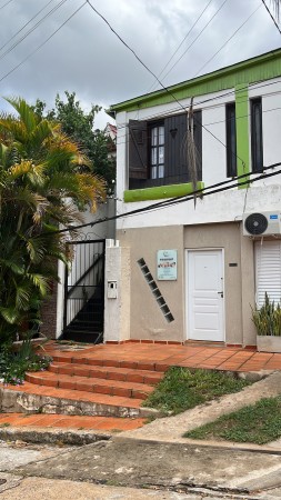 En Venta PH Zona Villa Sarita