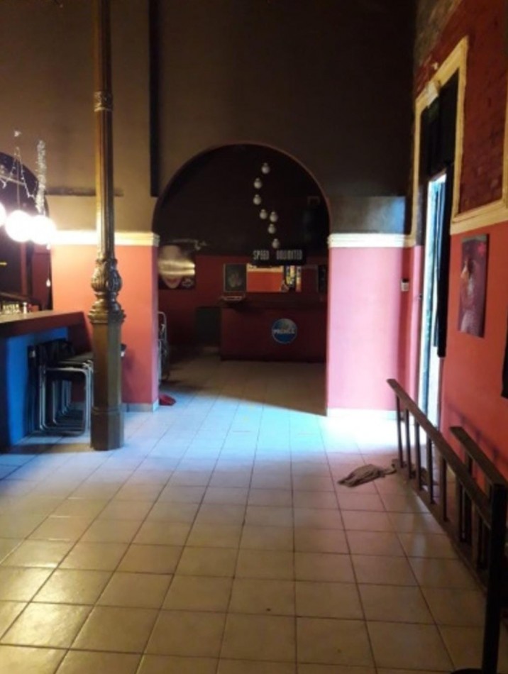 EN VENTA LOCAL BAJADA VIEJA