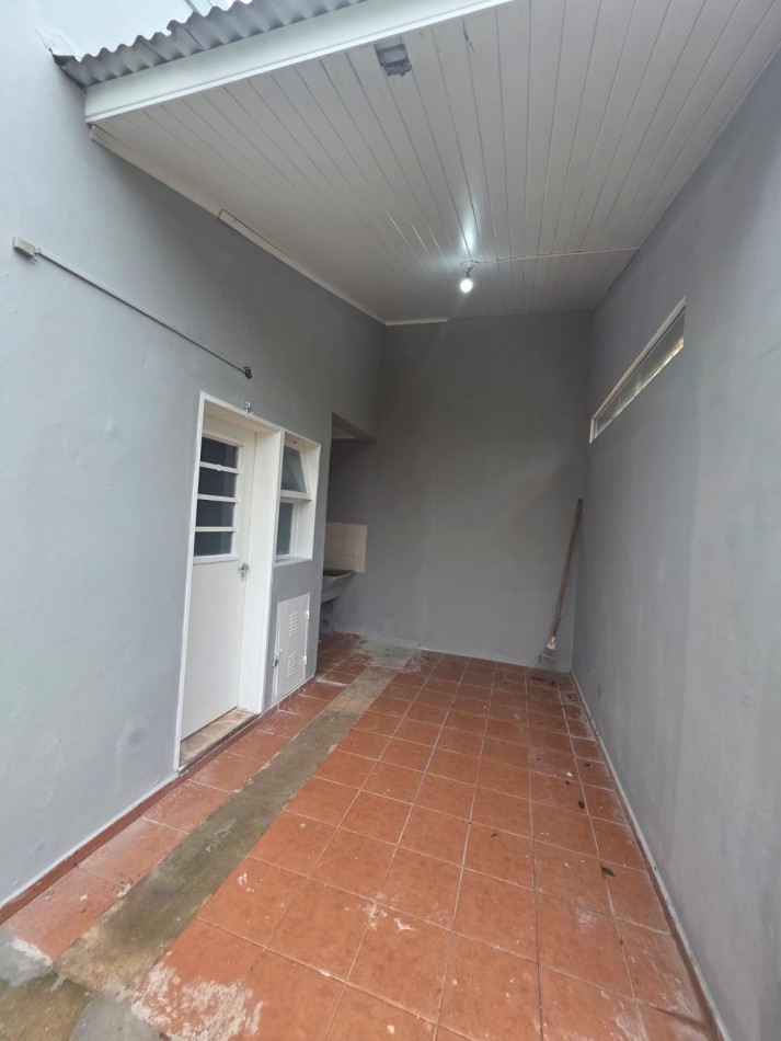 CASA en ALQUILER zona ITAEMBE MINI