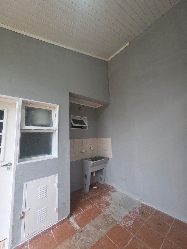 CASA en ALQUILER zona ITAEMBE MINI
